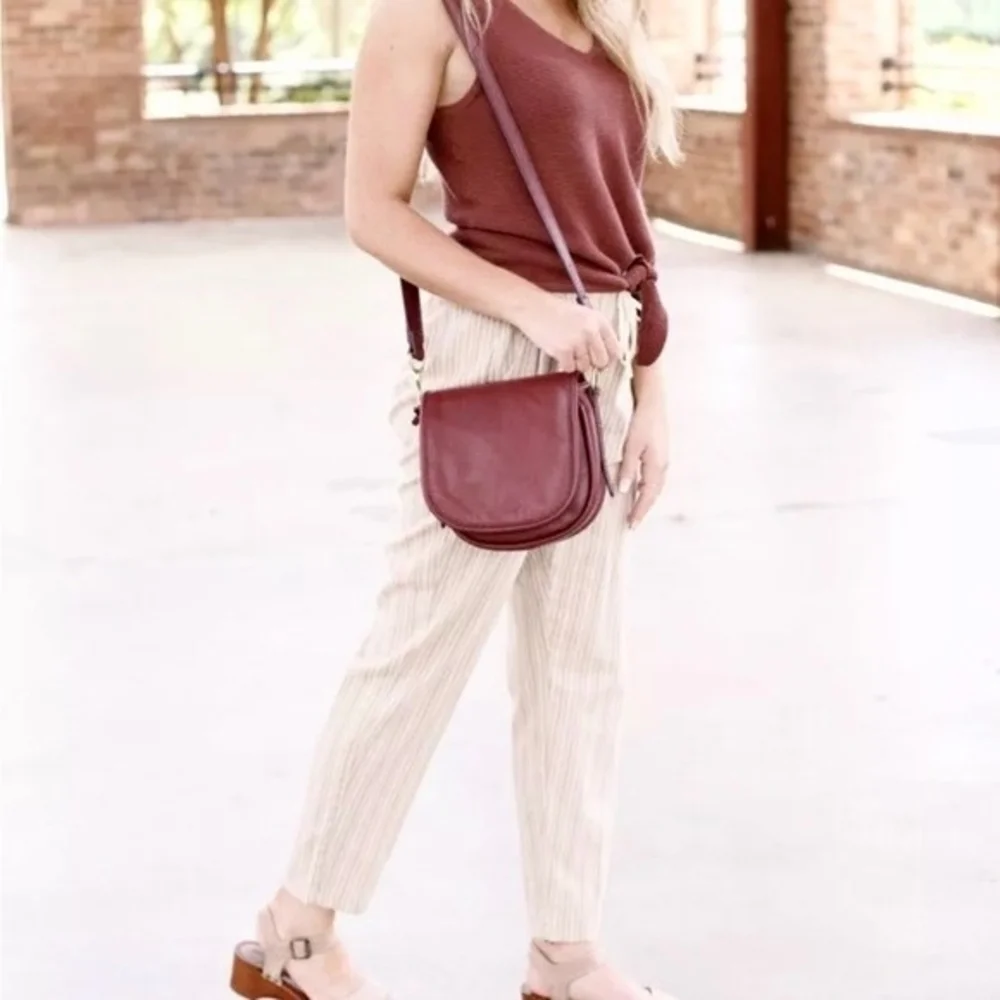 Fossil Rumi Burgundy Leather Crossbody Shoulder Bag Gold Hardware Very Good